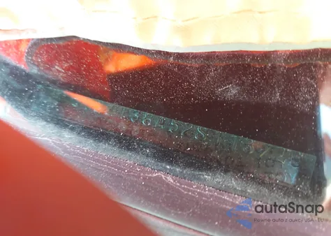 2002 Toyota Sequoia Limited V8 z USA, uszkodzony, nr VIN 5TDZT38A52S113729